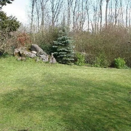 בית נופש Charmantes In Lauter Mit Grossem Garten